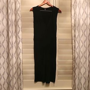Kenneth Cole Thin Knit dress size medium.
